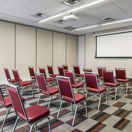 Four Points By Sheraton At Phoenix Mesa Gateway Airport Экстерьер фото