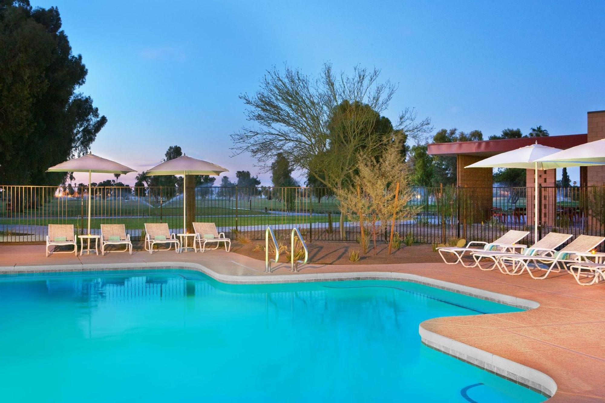 Four Points By Sheraton At Phoenix Mesa Gateway Airport Экстерьер фото