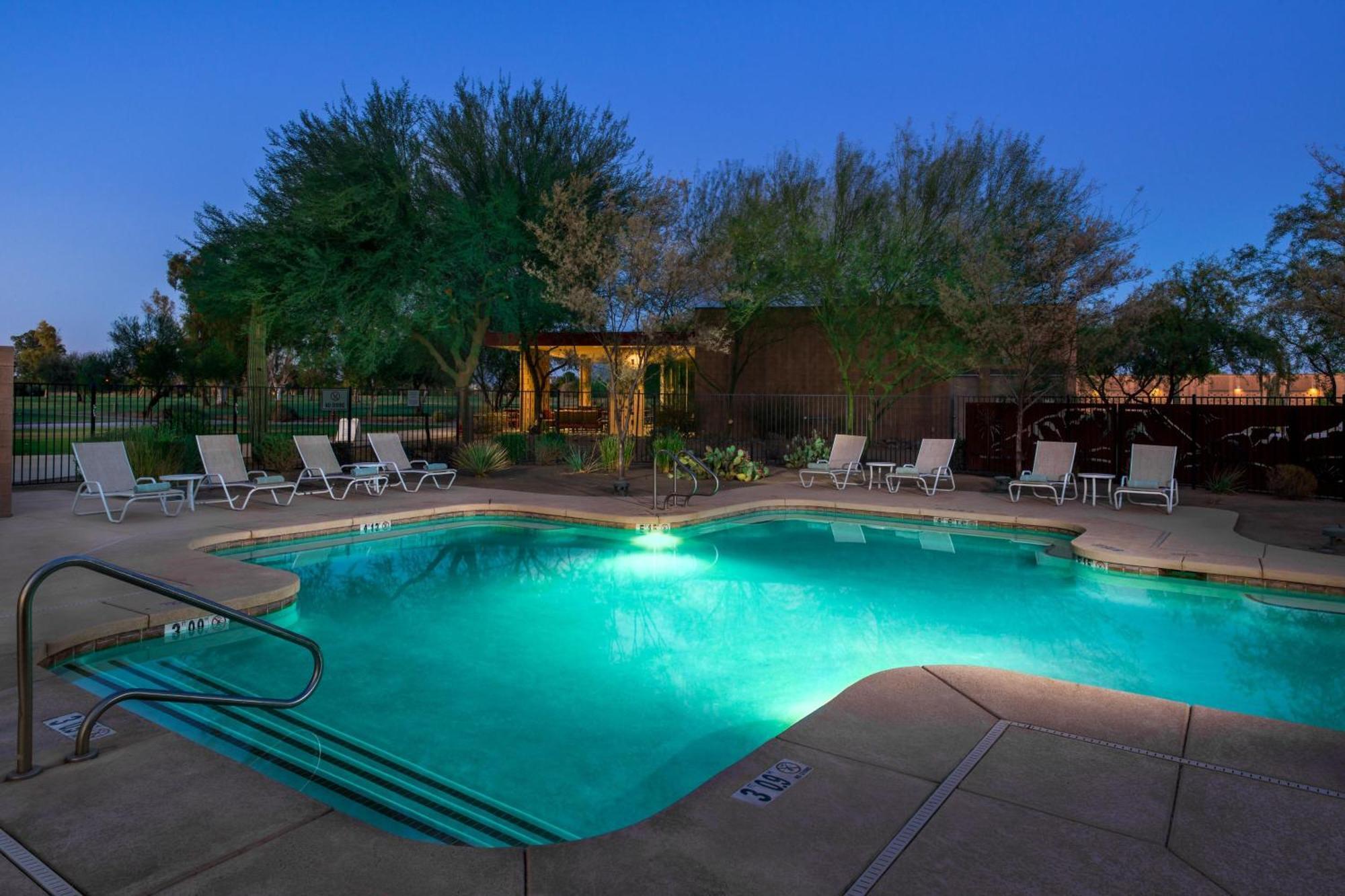Four Points By Sheraton At Phoenix Mesa Gateway Airport Экстерьер фото